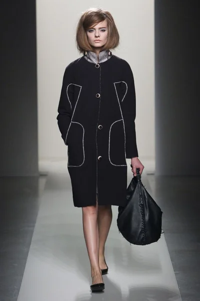 Look 9